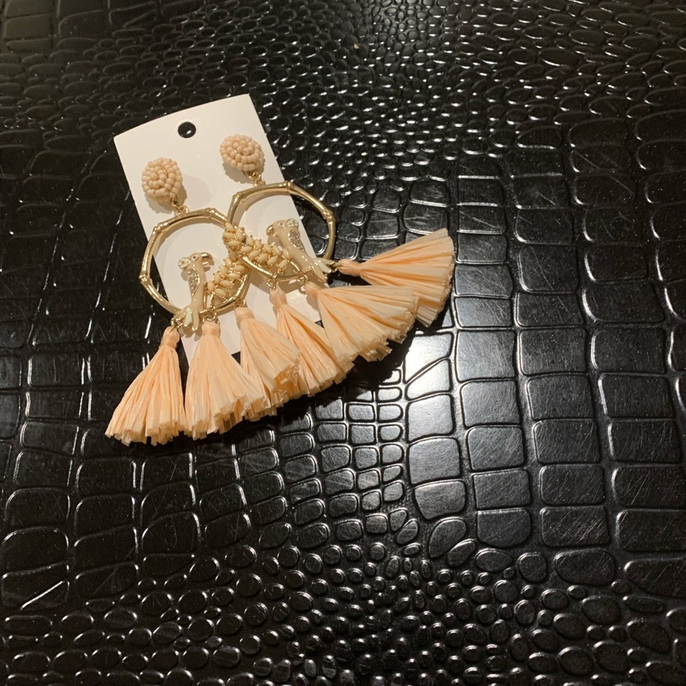 Parrot Peach drop earrings